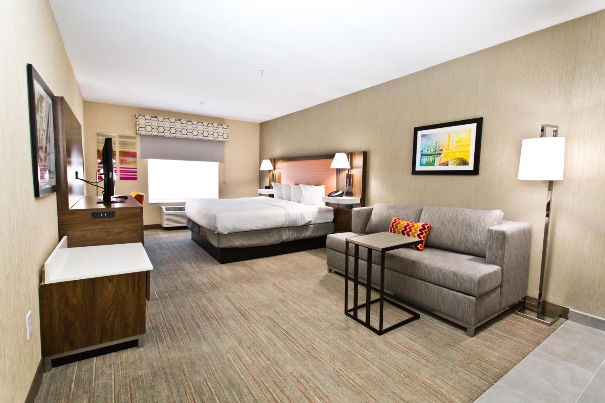Hampton & Sacramento-auburn Boulevard 3* McClellan