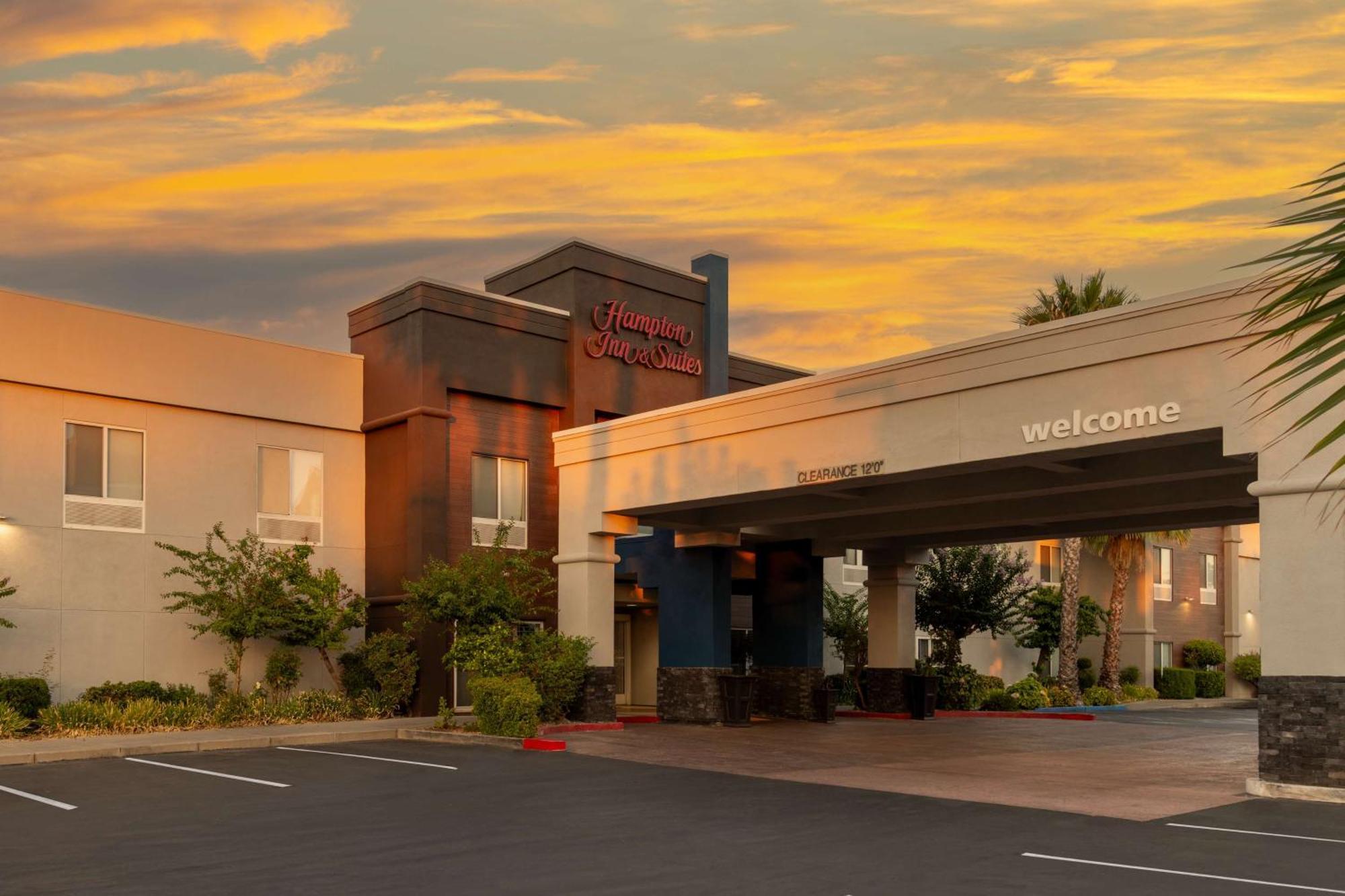 Hampton & Sacramento-auburn Boulevard Hotel 3*