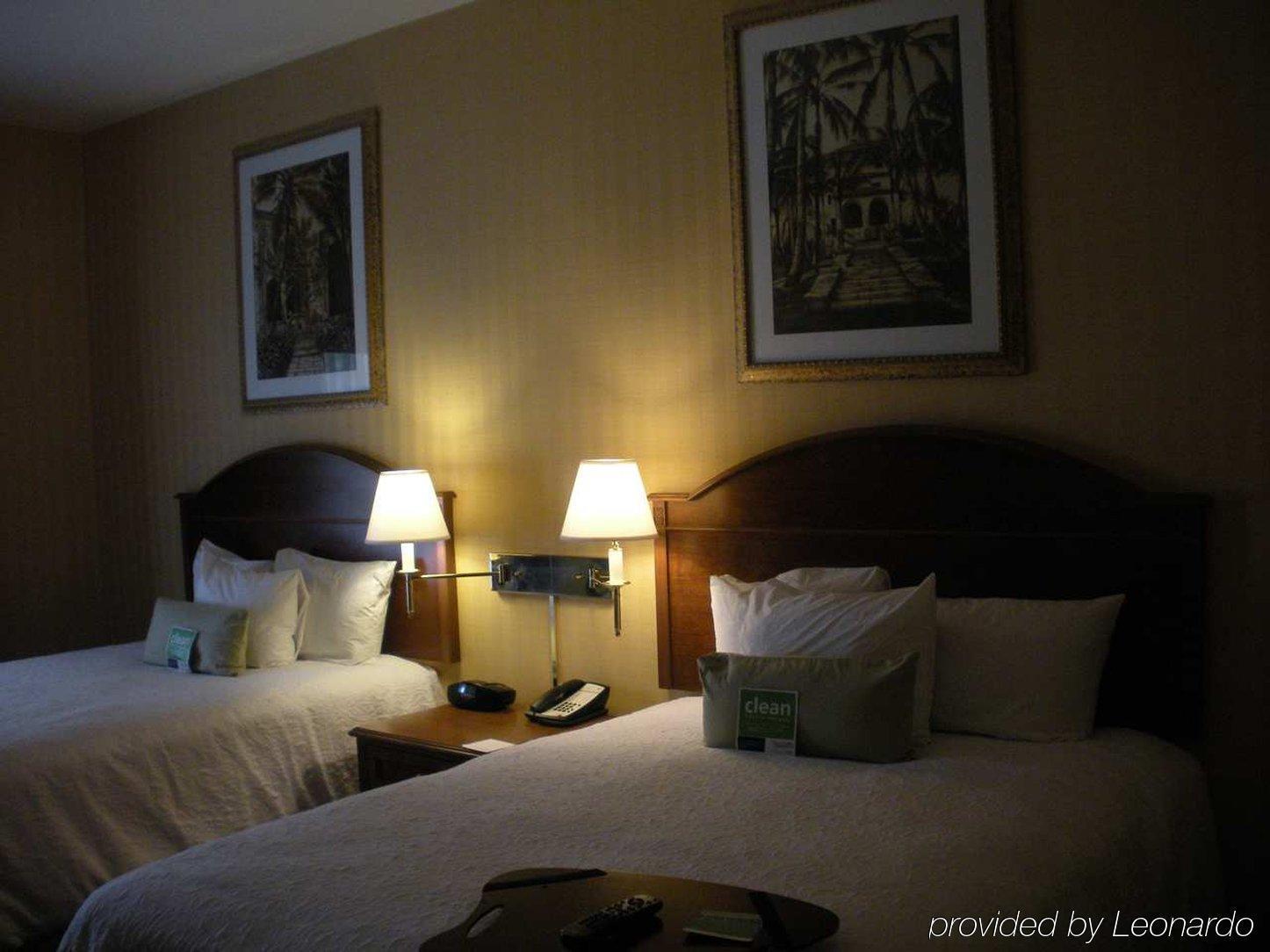Hampton & Sacramento-auburn Boulevard 3*